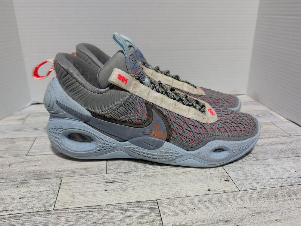 Nike Cosmic Unity Space Hippie Grey Light Blue DA6725-001 Mens Size 9 Basketball